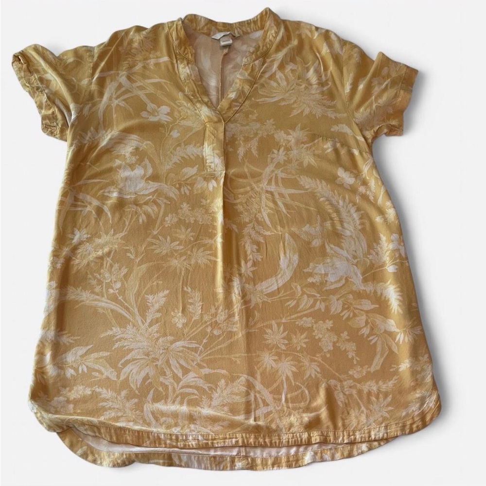 H&M Yellow Tropical Short Sleeve V-Neck Dress (Large)